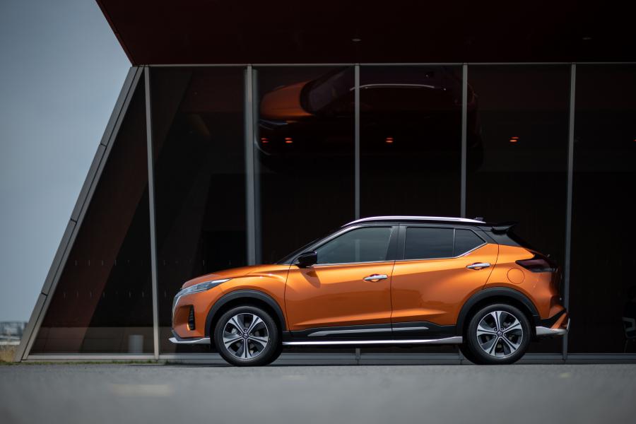  Nissan Kicks e-POWER 2020 года  (JP) (фото 3 из 38)